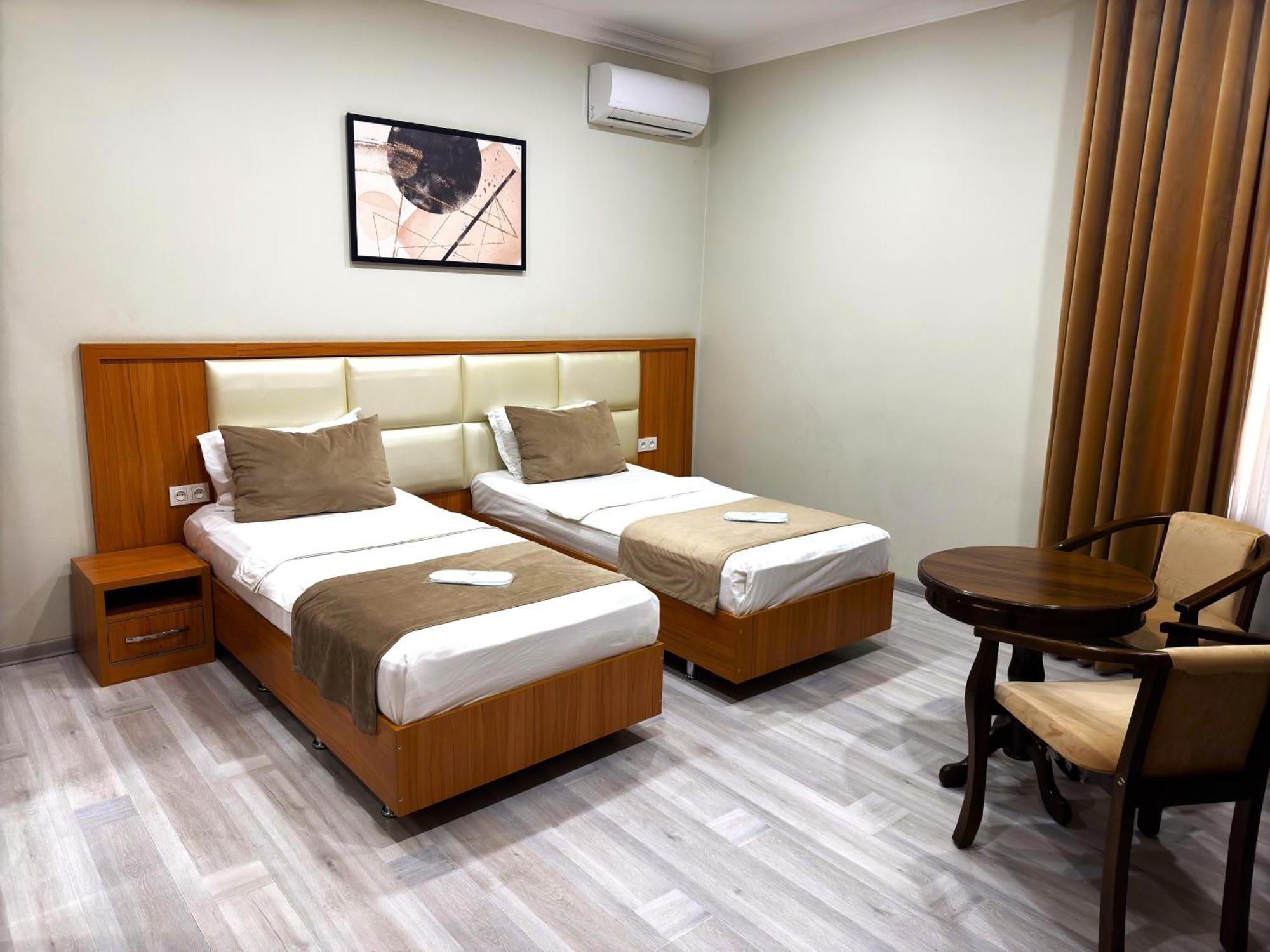 The Moon Tashkent Hotel Εξωτερικό φωτογραφία