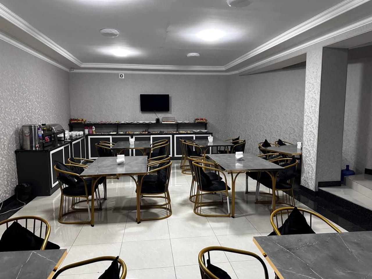 The Moon Tashkent Hotel Εξωτερικό φωτογραφία